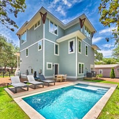 35 Oleander St