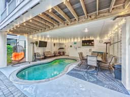 121 Sandcastle Court