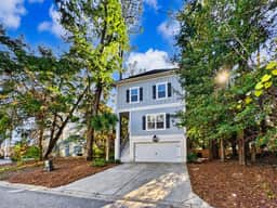 83 Sandcastle Ct