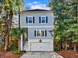 83 Sandcastle Ct