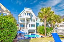 3 Guscio Way - North Forest Beach