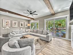 35 Oleander St