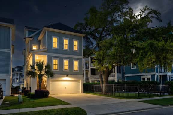 34 Sandcastle Ct - Image 1