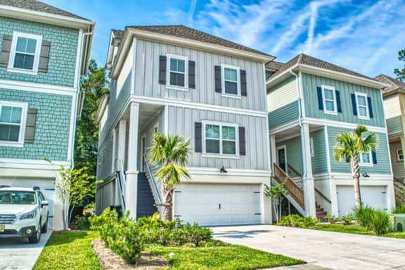 121 Sandcastle Court - Image 1
