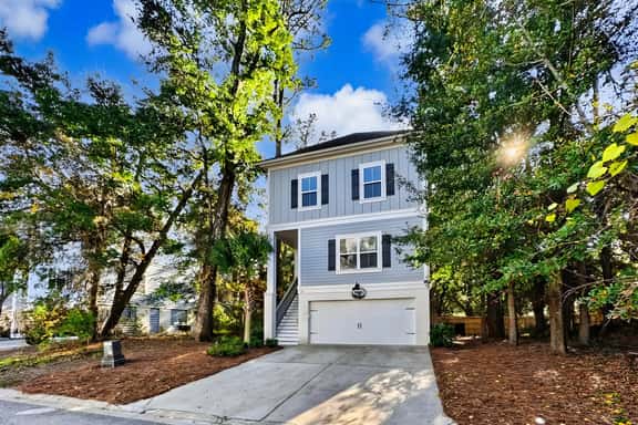 83 Sandcastle Ct - Image 1