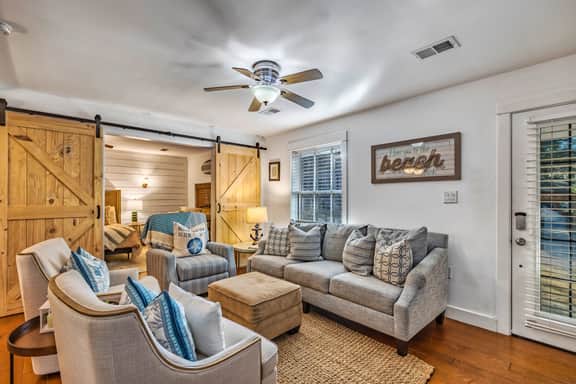 10 Gardenia Street - Folly Field