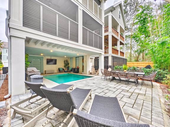53 Sandcastle Ct