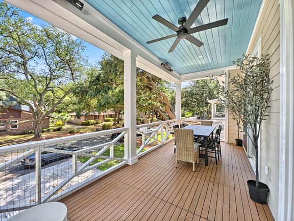37 Oleander St