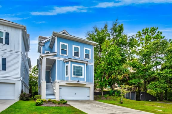 101 Sandcastle Court