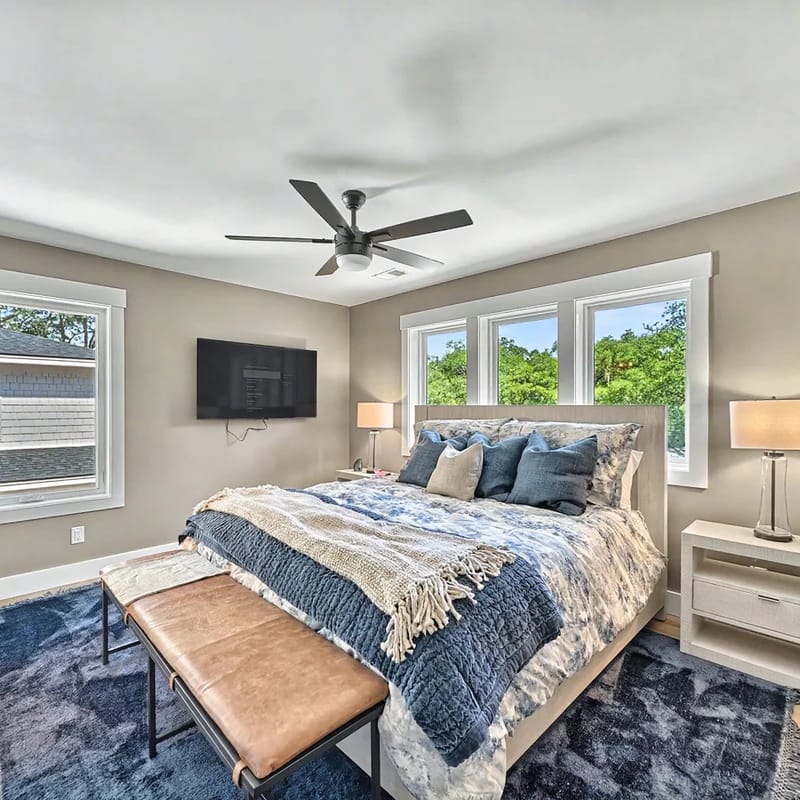 37 Oleander St